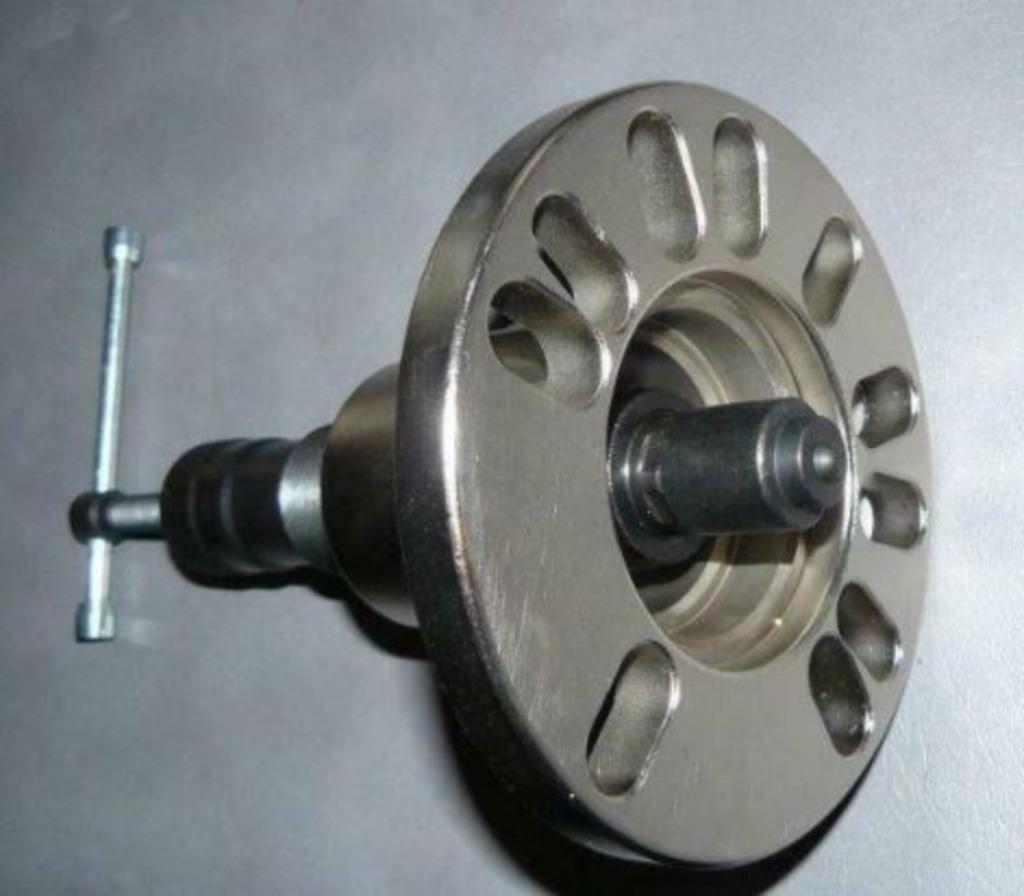② Extracteur de tambour de frein de moyeu de roue hydraulique — Outils de  voiture — 2ememain