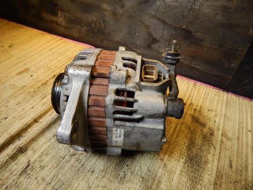 Dynamo van een Mazda 323F, Auto-onderdelen, Motor en Toebehoren, Mazda, Gebruikt, 3 maanden garantie, Ophalen of Verzenden
