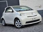 Toyota iQ Gps * Bluetooth * Clim * (bj 2011), Auto's, Toyota, IQ, Stof, Wit, 3 cilinders