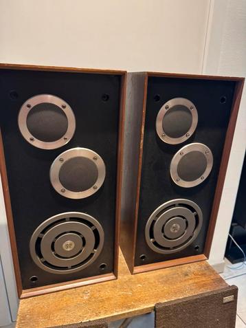 Vintage Akai ST-200 luidsprekers beschikbaar voor biedingen