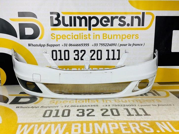 Bumper Dacia Logan MCV Voorbumper 1-G3-4630z, Auto-onderdelen, Carrosserie, Bumper, Voor, Gebruikt, Ophalen of Verzenden