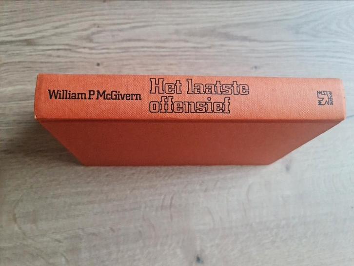 Boek : Het laatste offensief / William PMcGivern, Boeken, Oorlog en Militair, Zo goed als nieuw, Ophalen of Verzenden