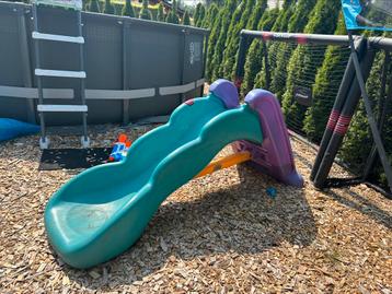 Little tikes glijbaan, mega stabiel  beschikbaar voor biedingen