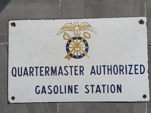 US WO2 emaille bord Quartermeister Gasoline Station, Verzamelen, Militaria | Tweede Wereldoorlog, Landmacht, Kunstobject, Ophalen of Verzenden