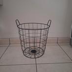 Zwarte metalen mand, Huis en Inrichting, Woonaccessoires | Schalen en Manden, Ophalen, Zo goed als nieuw, Mand