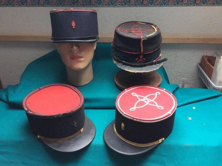 Kepies uit I WO  en II WO, Verzamelen, Militaria | Algemeen, Ophalen