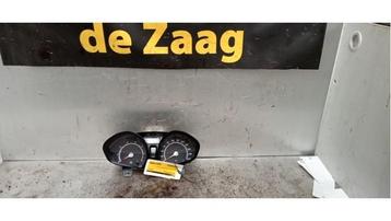 Instrumentenpaneel van een Ford Fiesta beschikbaar voor biedingen
