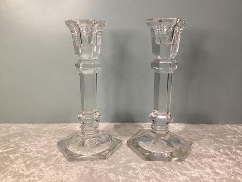 2 kandelaars in geperst glas. 051/AB, Huis en Inrichting, Woonaccessoires | Kandelaars en Kaarsen, Ophalen