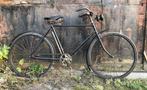 Antieke fiets, oldtimer fiets FN 1920, Ophalen