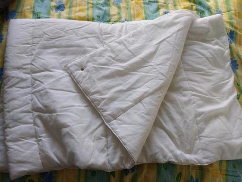 Édredon pour 1 personne Rembourrage en polyester couleur bla, Maison & Meubles, Chambre à coucher | Linge de lit, Comme neuf, Enlèvement