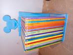 24 livres histoires disney hachette et presentoir, Livres, Enlèvement, Utilisé