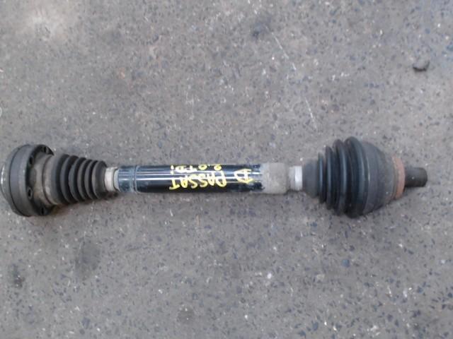 Cardan droit VW Passat 6 2.0TDi 103kw 2010-2015 LP/15137, Auto-onderdelen, Remmen en Aandrijving, Gebruikt, Ophalen