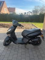 Peugeot Kisbee – A-klasse – 2022 – 5170 km, Vélos & Vélomoteurs, Cyclomoteurs | Peugeot, Enlèvement, Comme neuf