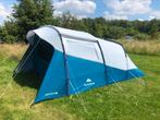 Quechua Arpenaz 5.2 Fresh&Black (nagenoeg nieuw), Caravans en Kamperen, Tenten, Zo goed als nieuw, Tot en met 5