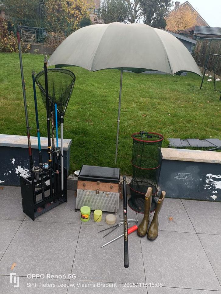 Klein visterrein, Watersport en Boten, Hengelsport | Algemeen, Gebruikt, Ophalen