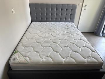 Matras beschikbaar voor biedingen