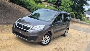 Peugeot partner* benzine* GPS* topstaat! beschikbaar voor biedingen