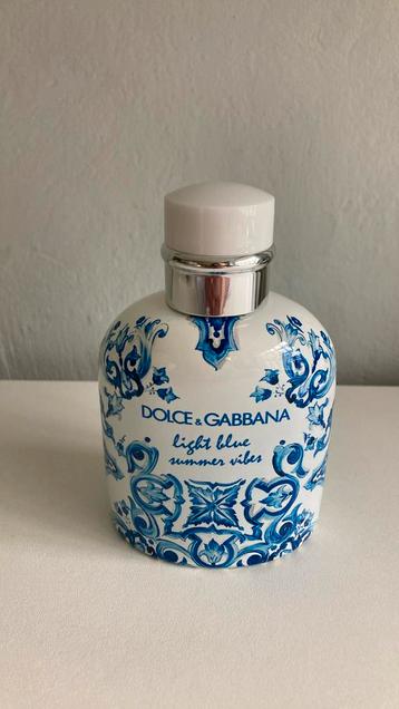 Dolce & Gabbana light blue summer vibes