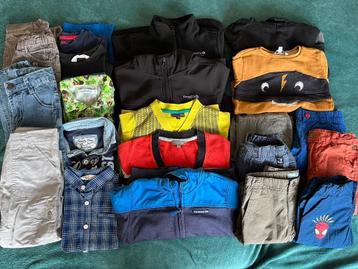 Pakket kleding jongen 104 - deel 1 beschikbaar voor biedingen