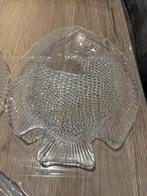 Assiettes transparent en forme de poisson, Enlèvement