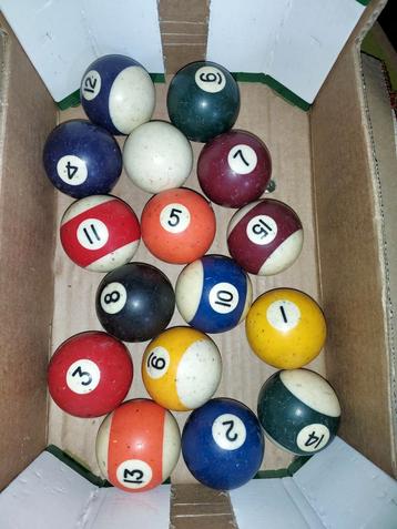 Lot boules de billard vintage