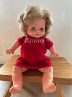 Vintage Famosa Pop met genreide kleding, Verzamelen, Poppen, Ophalen of Verzenden, Gebruikt, Pop