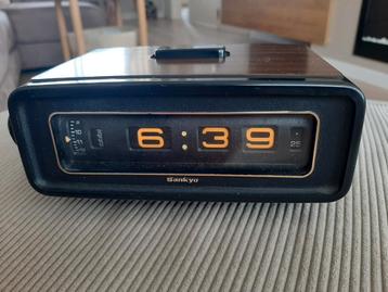 Space age 1970 réveil électrique SANKYO 304 SN made in Japan, Enlèvement ou Envoi