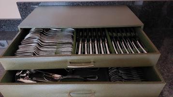 Bestekkoffer beschikbaar voor biedingen