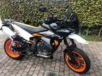 KTM SMT 890, 2 cilinders, 890 cc, Motorrijbewijs A, Traction Control