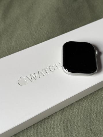Apple Watch Séries 10 46mm silver NEUVE UTILISÉE UNE SEMAINE beschikbaar voor biedingen