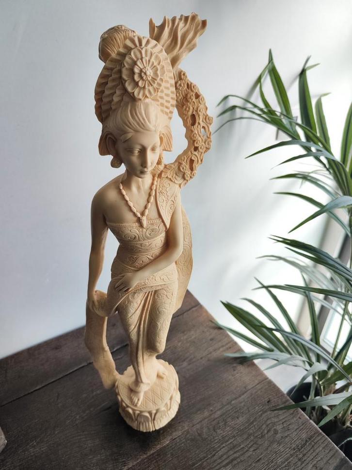 Ivoren Aziatisch Beeld - Prachtig Detail!, Antiek en Kunst, Kunst | Beelden en Houtsnijwerken, Ophalen