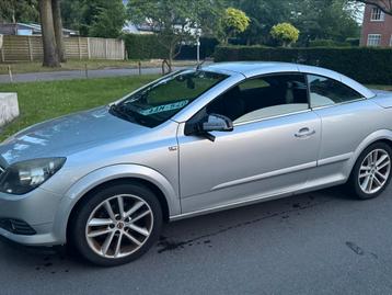 Opel Astra / Benzine / 150d kms beschikbaar voor biedingen