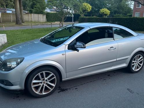 Opel Astra / Benzine / 150d kms, Auto's, Opel, Bedrijf, Te koop, Astra, Benzine, Leder, Ophalen
