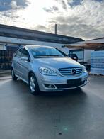 Mercedes B200 turbo homologuée à vendre, Autos, Argent ou Gris, Achat, Noir, 5 places