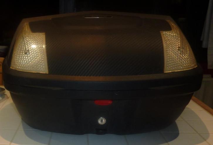 Top case de scooter électrique Silence S01, Motoren, Accessoires | Koffers en Tassen, Gebruikt, Ophalen