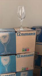 Wijnglazen per 12St, Ophalen, Zo goed als nieuw