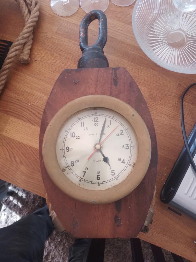 special montre, Antiquités & Art, Curiosités & Brocante, Enlèvement ou Envoi