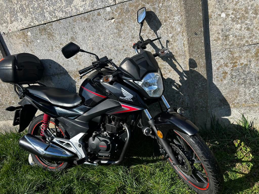 Moto Honda CBF 125cc idéale pour débutants, Motos, Enlèvement, Utilisé
