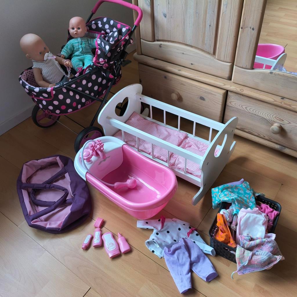 Pop poppenbed poppenkoets poppenbad poppenkleertjes, Ophalen