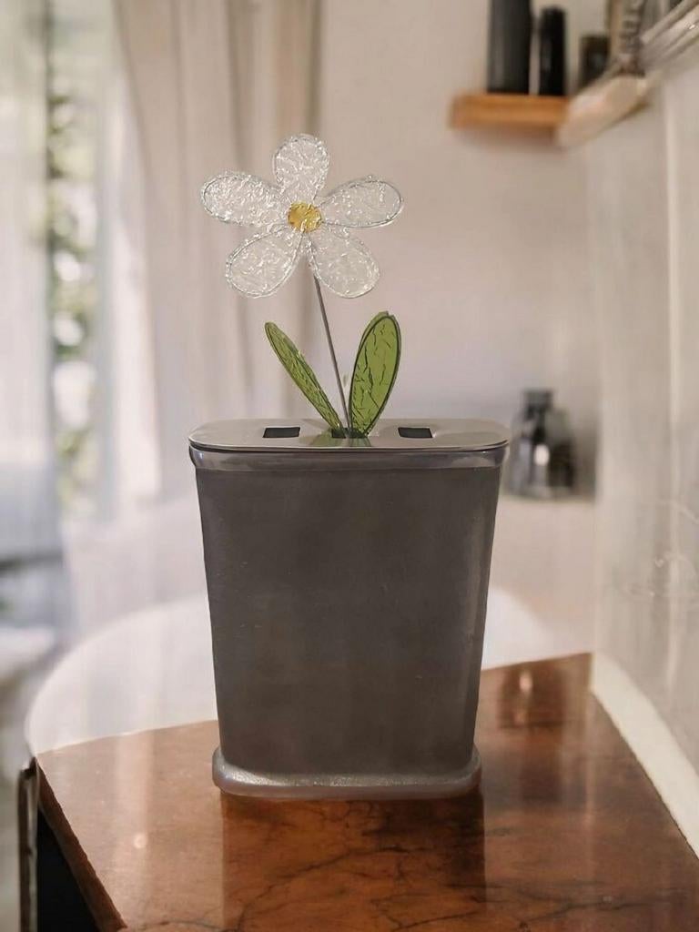 Bloemenvaas. Prachtige moderne, minimalistisch design vaas., Antiek en Kunst, Kunst | Designobjecten, Ophalen of Verzenden