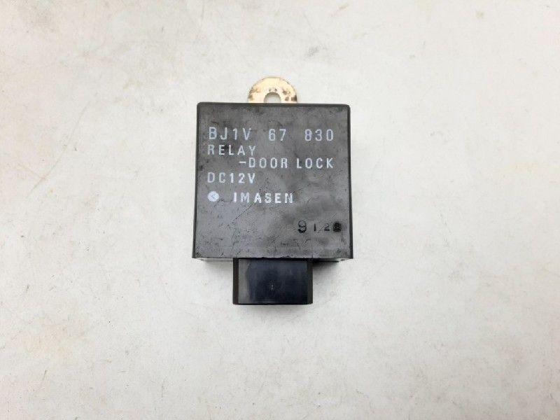 DIVERS RELAIS Mazda 323 P (BA15) (|BJ1V67830|), Utilisé, Mazda