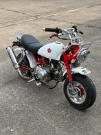 monkey b klasse, Motoren, Ophalen