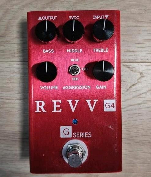 Revv G4 distortion, Musique & Instruments, Effets, Utilisé, Distortion, Overdrive ou Fuzz, Enlèvement ou Envoi