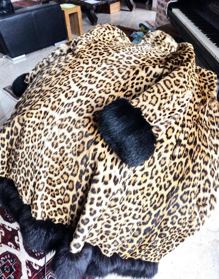 Manteaux de fourrures exclusifs années 70  Etat impeccable, Vêtements | Femmes, Vestes | Hiver, Porté, Enlèvement