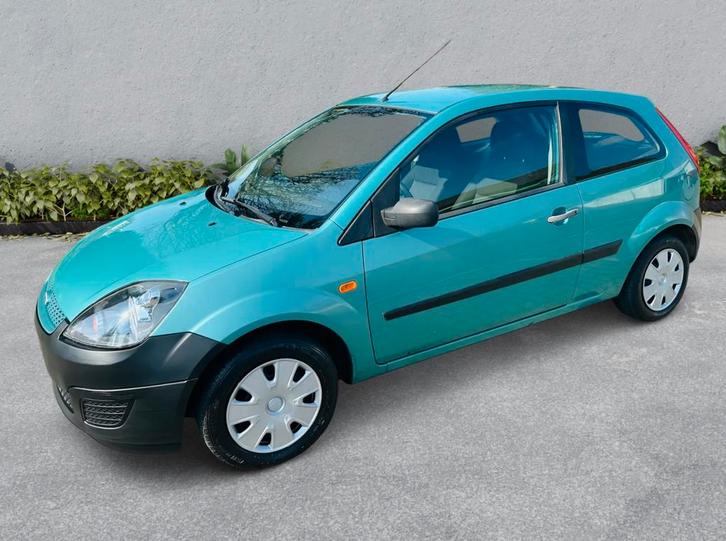 Prête à immatriculer avec Carpasse carnet d’entretien, Autos, Ford, Particulier, ABS, Essence, Blanc, Enlèvement