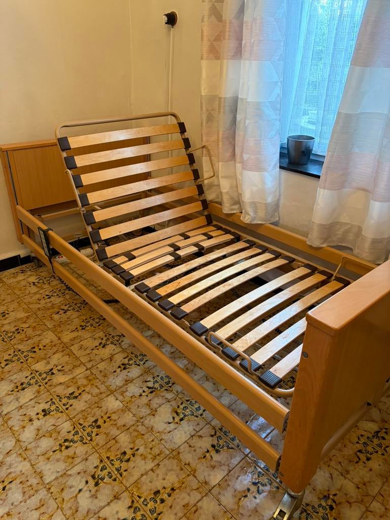 Lit médical motorisé, 100 cm, Une personne, Brun, Enlèvement