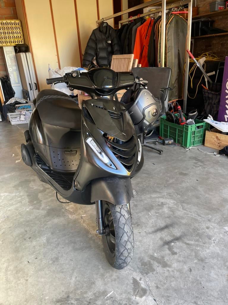 PIAGGIO ZIP 70CC (A klasse), Ophalen, Tweetakt, Gebruikt, Klasse A (25 km/u)