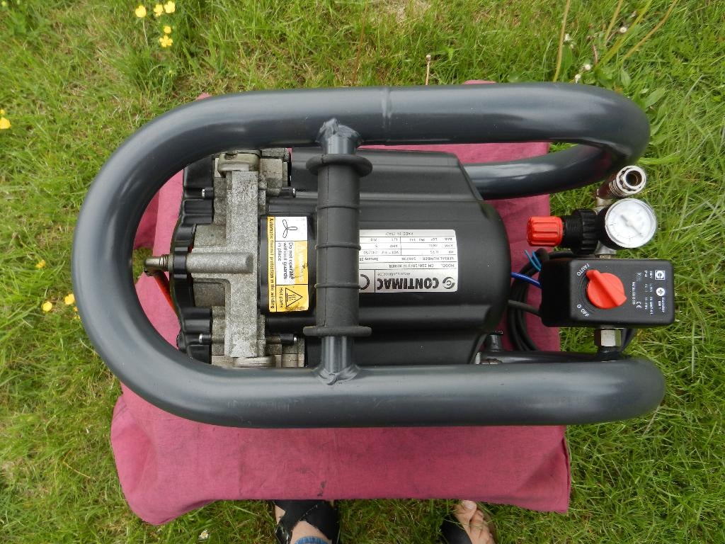 Contimac CM210/10/3W Boxer Compressor, Doe-het-zelf en Bouw, Compressors, Zo goed als nieuw, 6 tot 10 bar, Minder dan 25 liter