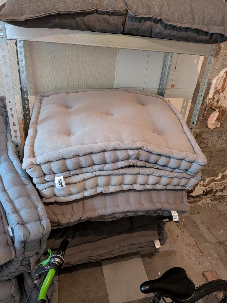 10 palletkussens, Huis en Inrichting, Zetels | Zetels, Ophalen, Gebruikt, Rechte bank