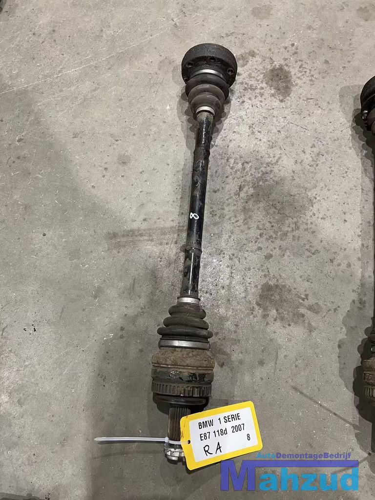 BMW 1 SERIE E87 1.8 118 d rechts achter aandrijfas 2003-2010, Petuelring 130
80788  Munich, DE, Info@bmw.de, Utilisé, BMW